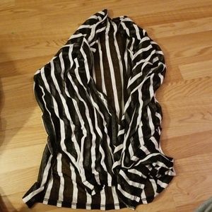 Black and white striped kimono